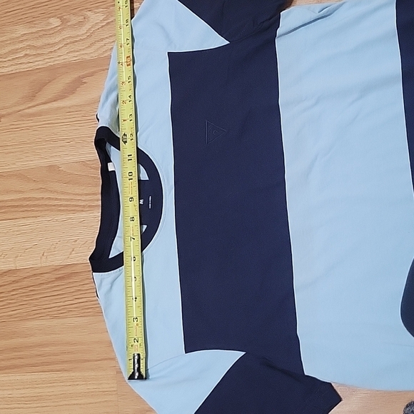 Guess mens size medium like new stripped shirt - Picture 5 of 7